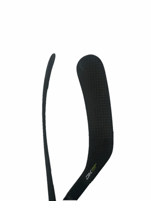 Travis Dermott Pro Stock - Warrior Alpha DX (NHL) 7 Travis Dermott Pro Stock - Warrior Alpha DX (NHL) -Hockey Stick Market Curve 5cfadd54 8662 415b aceb f2c783b756ab scaled