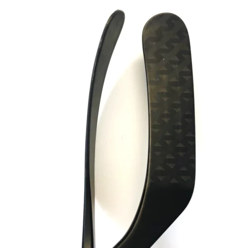 Travis Dermott Pro Stock - Warrior Alpha DX (NHL) 6 Travis Dermott Pro Stock - Warrior Alpha DX (NHL) -Hockey Stick Market Dermott.B6MC.AS1 e5952a03 676f 42cb af00 fad6cd81468a