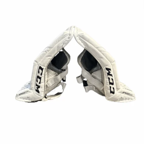CCM Extreme Flex 5.5 - Used Junior Goalie Pad Set (White) -Hockey Stick Market IMG 3915 scaled