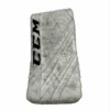 CCM Extreme Flex 5.5 - Used Full Right Junior Goalie Blocker (White) -Hockey Stick Market IMG 3997 06df0dbe bdfc 4847 bf74 bdb2c92fedea