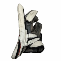 Warrior Ritual G3 Pro - Used Senior Goalie Blocker (White/Black/Red) 6 Warrior Ritual G3 Pro - Used Senior Goalie Blocker (White/Black/Red) -Hockey Stick Market IMG 4009