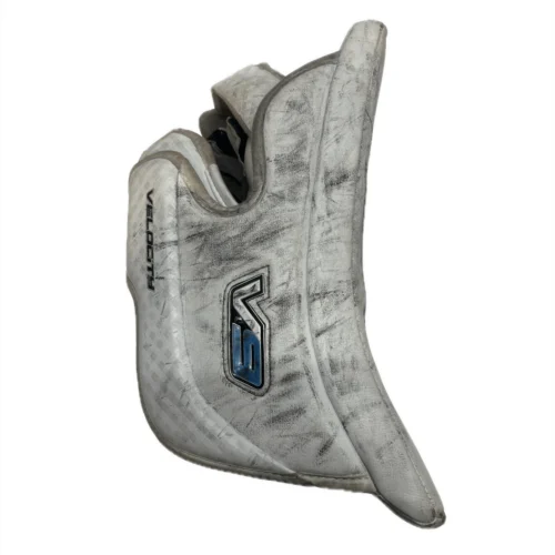 Vaughn Velocity V9 - Used Pro Stock Goalie Blocker (White) -Hockey Stick Market IMG 4107 scaled