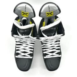 Bauer Vapor Hyperlite 2 - NHL Pro Stock Skates - Juraj Slafkovsky - Size 11.5E 9 Bauer Vapor Hyperlite 2 - NHL Pro Stock Skates - Juraj Slafkovsky - Size 11.5E -Hockey Stick Market IMG 4395