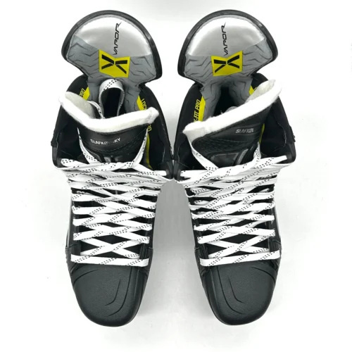 Bauer Vapor Hyperlite 2 - NHL Pro Stock Skates - Juraj Slafkovsky - Size 11.5E 9 Bauer Vapor Hyperlite 2 - NHL Pro Stock Skates - Juraj Slafkovsky - Size 11.5E -Hockey Stick Market IMG 4395 scaled