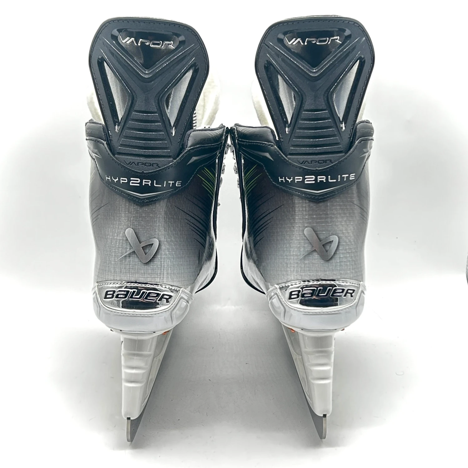 Bauer Vapor Hyperlite 2 - NHL Pro Stock Skates - Juraj Slafkovsky - Size 11.5E 6 Bauer Vapor Hyperlite 2 - NHL Pro Stock Skates - Juraj Slafkovsky - Size 11.5E - Image 6