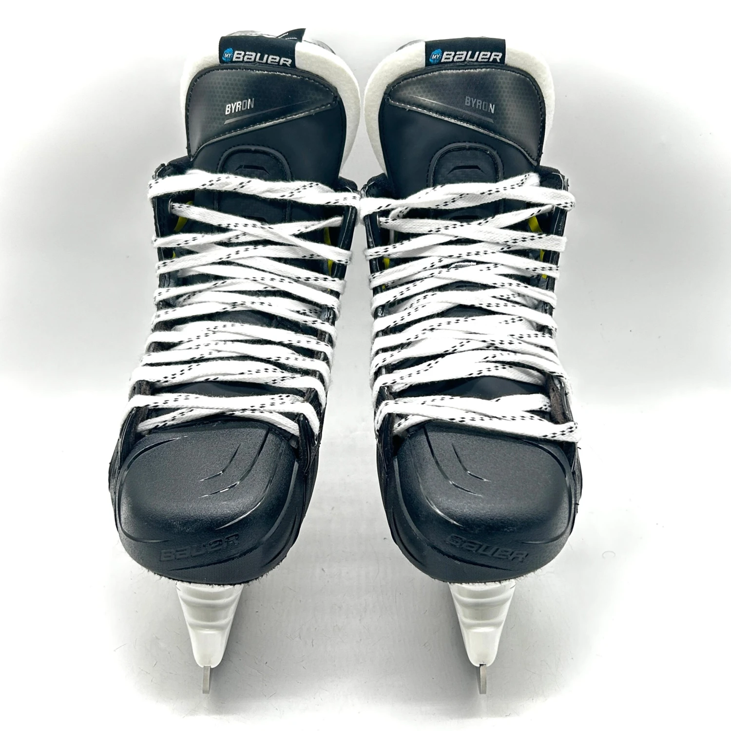 Bauer Vapor Hyperlite 2 - NHL Pro Stock Skates - Paul Byron - Size 7.5D 2 Bauer Vapor Hyperlite 2 - NHL Pro Stock Skates - Paul Byron - Size 7.5D - Image 2