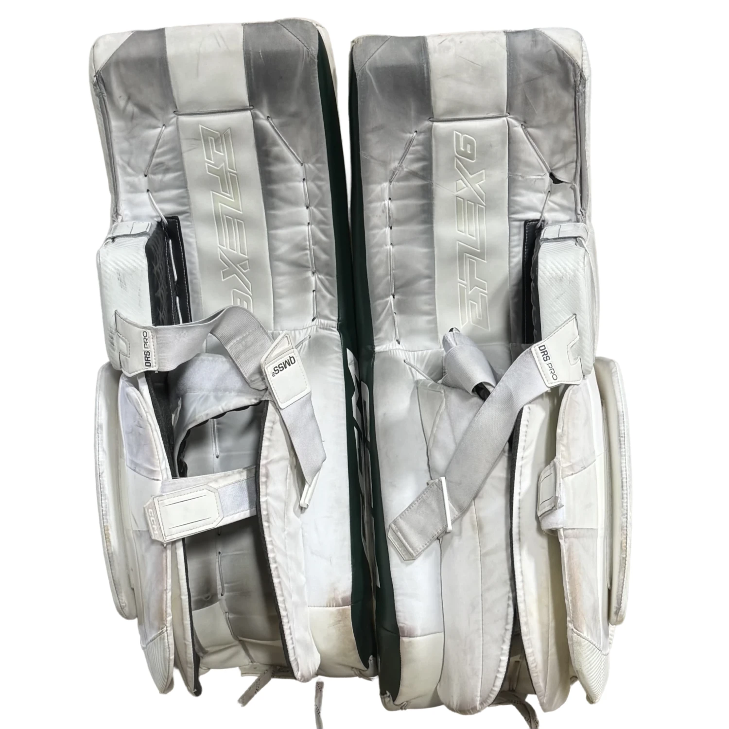 CCM Extreme Flex 6 - Used Pro Stock Goalie Pads (White/Green) 3 CCM Extreme Flex 6 - Used Pro Stock Goalie Pads (White/Green) - Image 3