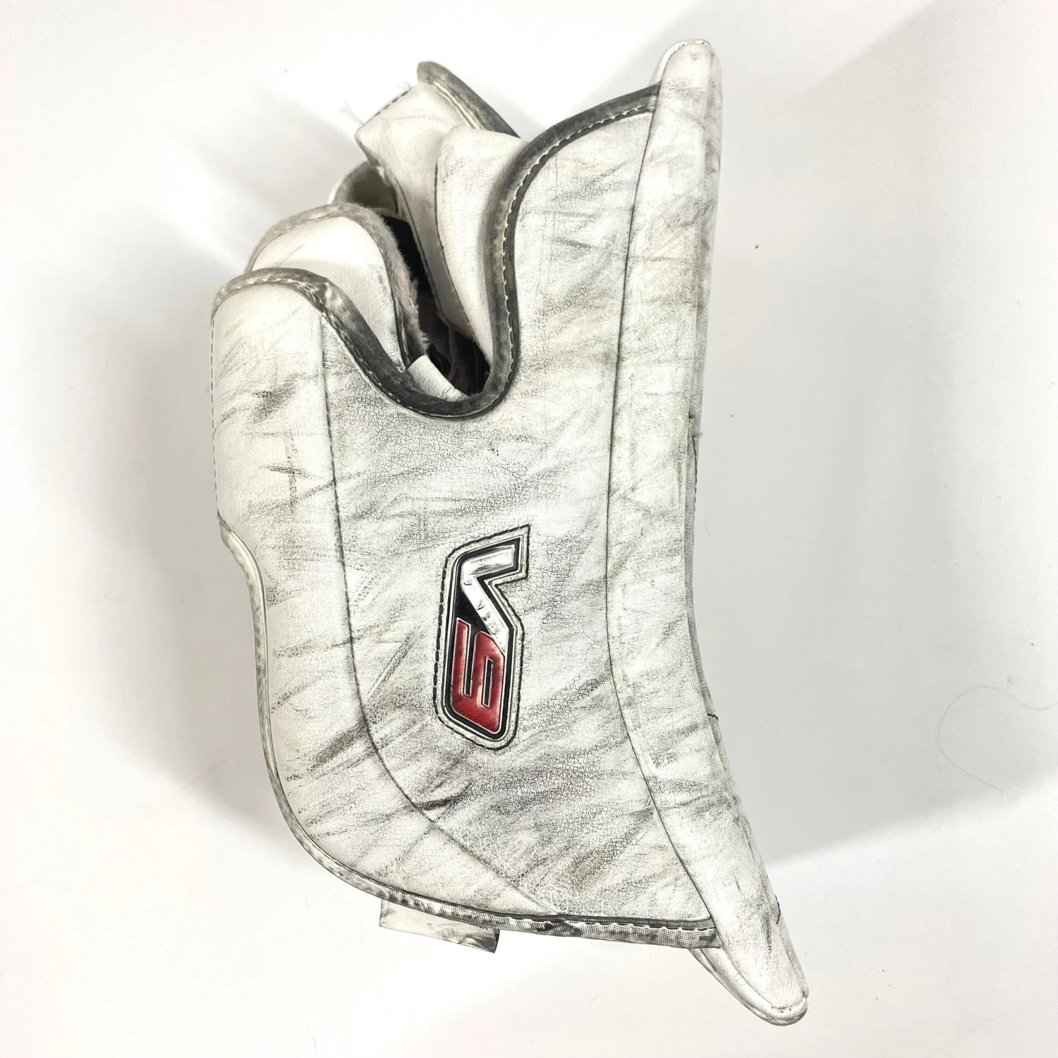 Vaughn Velocity V9 - Used Pro Stock Goalie Blocker (White/Red/Yellow) 2 Vaughn Velocity V9 - Used Pro Stock Goalie Blocker (White/Red/Yellow) - Image 2