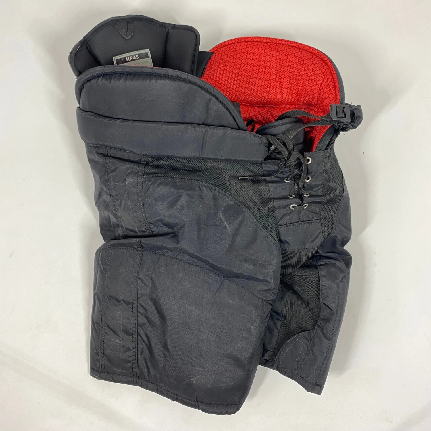 CCM HP45 - Used NHL Pants (Black) 1 CCM HP45 - Used NHL Pants (Black)