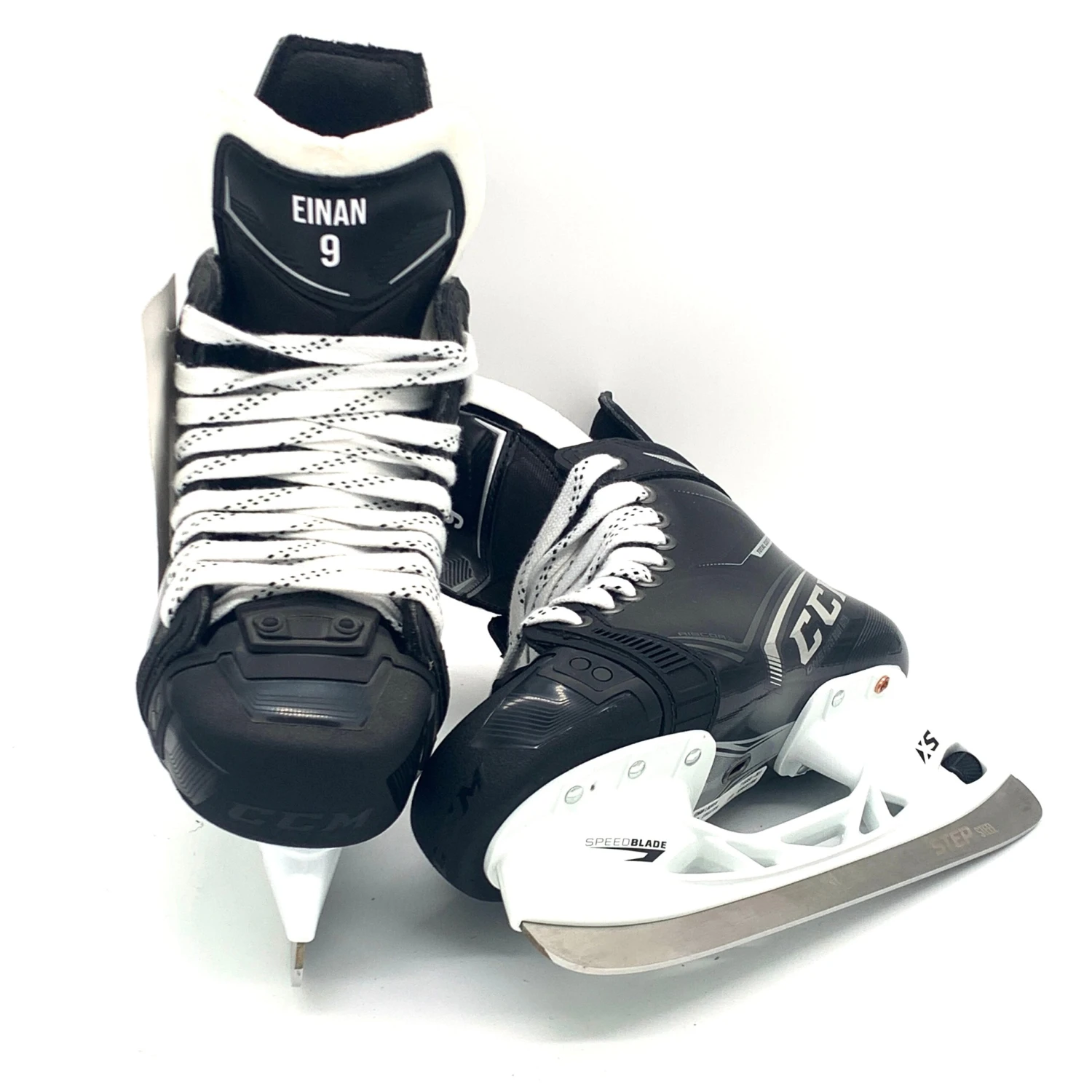 CCM Ribcor 100K Pro - Pro Stock Hockey Skates - Size 4R 1 CCM Ribcor 100K Pro - Pro Stock Hockey Skates - Size 4R