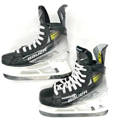 Bauer Vapor Hyperlite 2 - Pro Stock Hockey Skates - Size 5D 11 Bauer Vapor Hyperlite 2 - Pro Stock Hockey Skates - Size 5D -Hockey Stick Market Photo2023 11 03 25403PM scaled