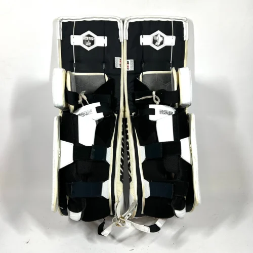 Vaughn SLR2 - Used Pro Stock Goalie Pads (White/Black) 6 Vaughn SLR2 - Used Pro Stock Goalie Pads (White/Black) -Hockey Stick Market Photo2023 11 10 120950PM scaled