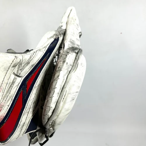 CCM Extreme Flex 4 - Used Pro Stock Goalie Glove (White/Navy/Red) -Hockey Stick Market Photo2023 11 10 124613PM scaled