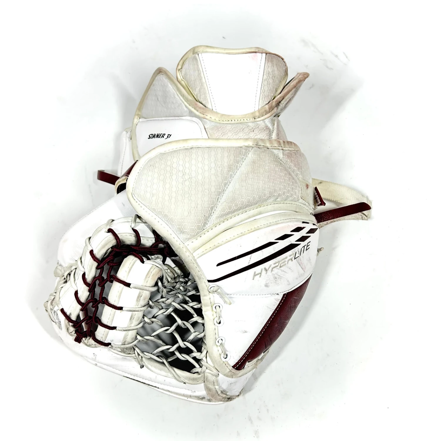 Bauer Vapor Hyperlite - Used Pro Stock Goalie Glove (White/Maroon) 2 Bauer Vapor Hyperlite - Used Pro Stock Goalie Glove (White/Maroon) - Image 2