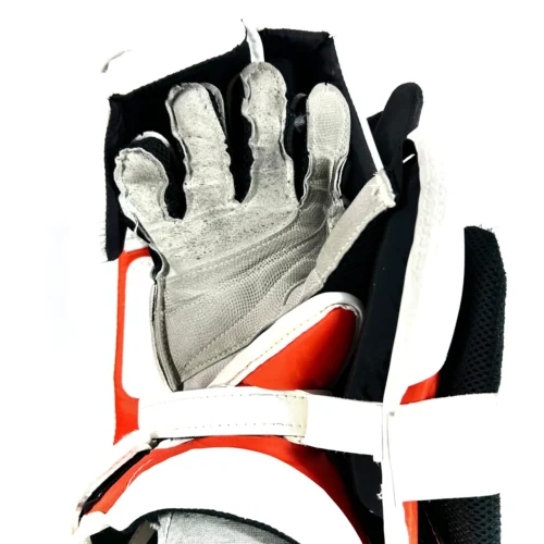 True L20.2 - Used Pro Stock Goalie Blocker (White/Black/Orange) 6 True L20.2 - Used Pro Stock Goalie Blocker (White/Black/Orange) -Hockey Stick Market Photo2023 11 16 30906PM scaled