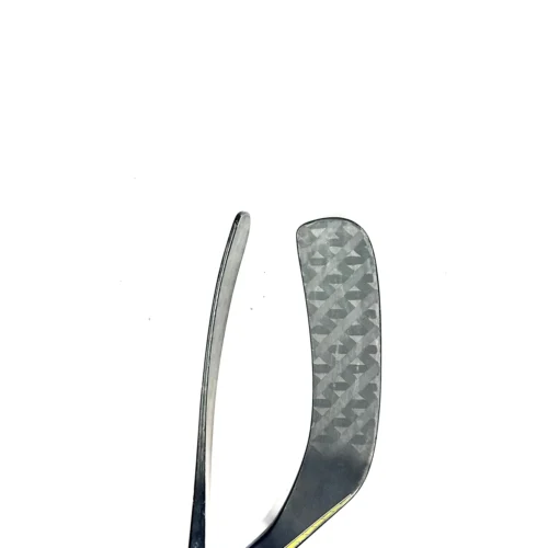 CCM Ribcor Trigger 8 Pro 29 CCM Ribcor Trigger 8 Pro -Hockey Stick Market Photo2024 01 02 90709AM scaled
