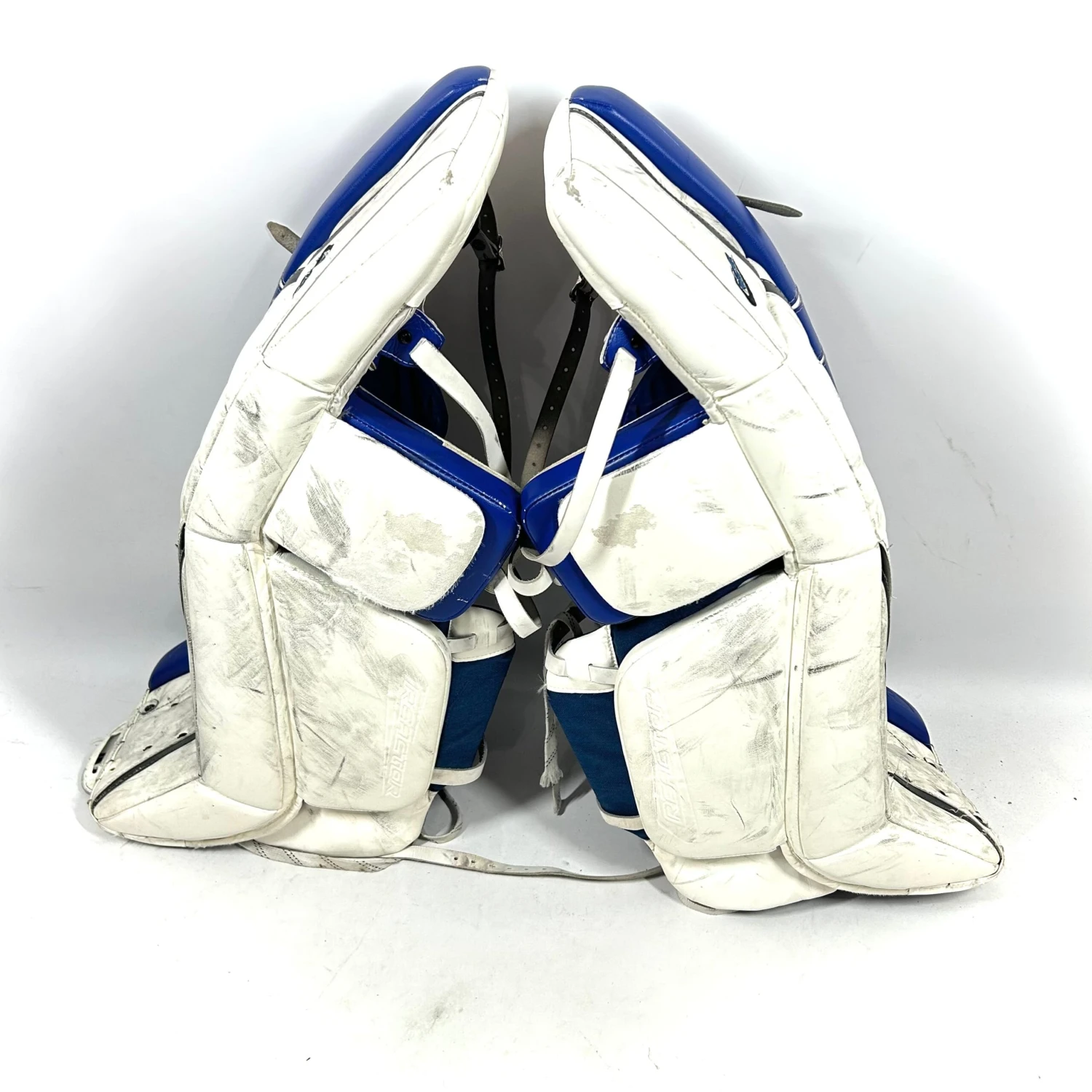 Bauer Reactor 9000 - Used Pro Stock Goalie Pads (White/Blue/Black) 2 Bauer Reactor 9000 - Used Pro Stock Goalie Pads (White/Blue/Black) - Image 2