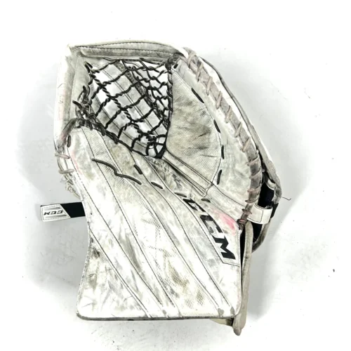 CCM Extreme Flex 5.9 - Used OHL Pro Stock Goalie Glove (White)