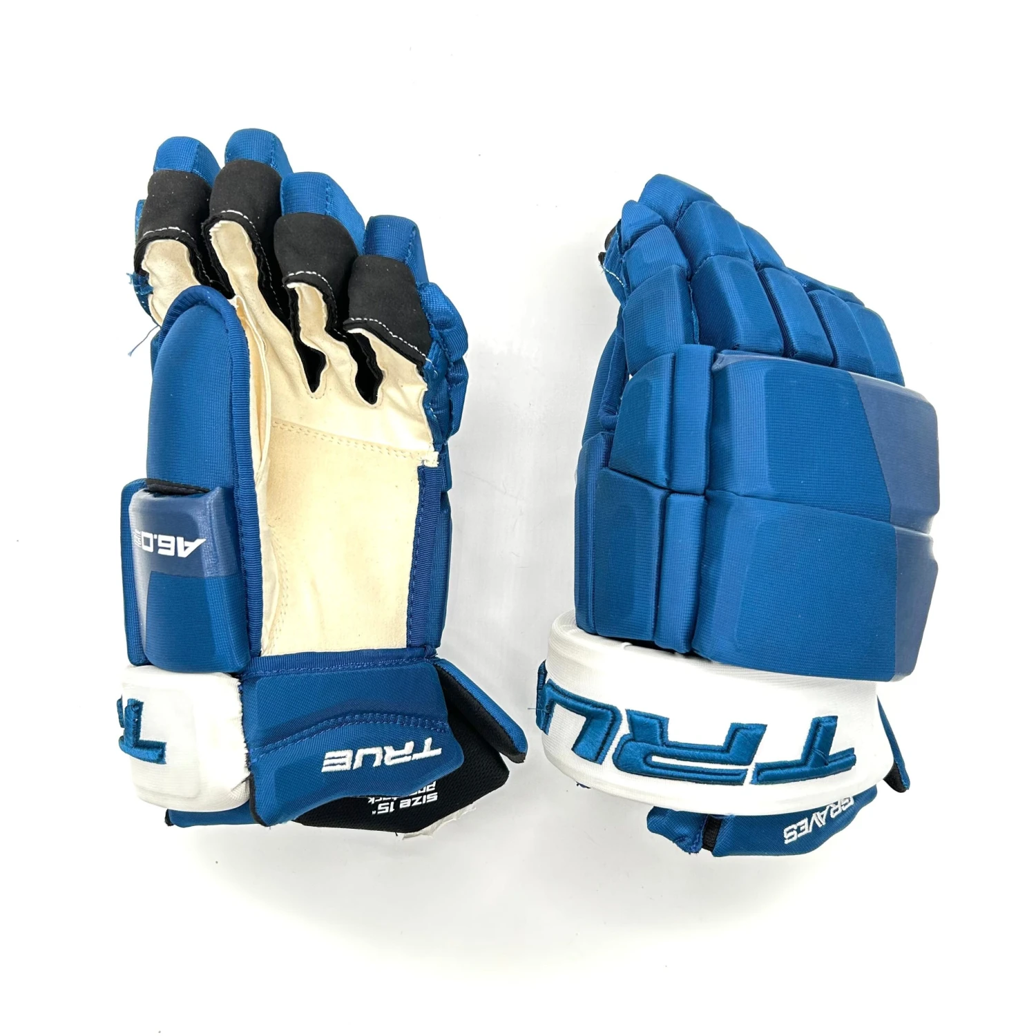 True A6.0 - NHL Pro Stock Glove - Ryan Graves (Blue/White) 1 True A6.0 - NHL Pro Stock Glove - Ryan Graves (Blue/White)