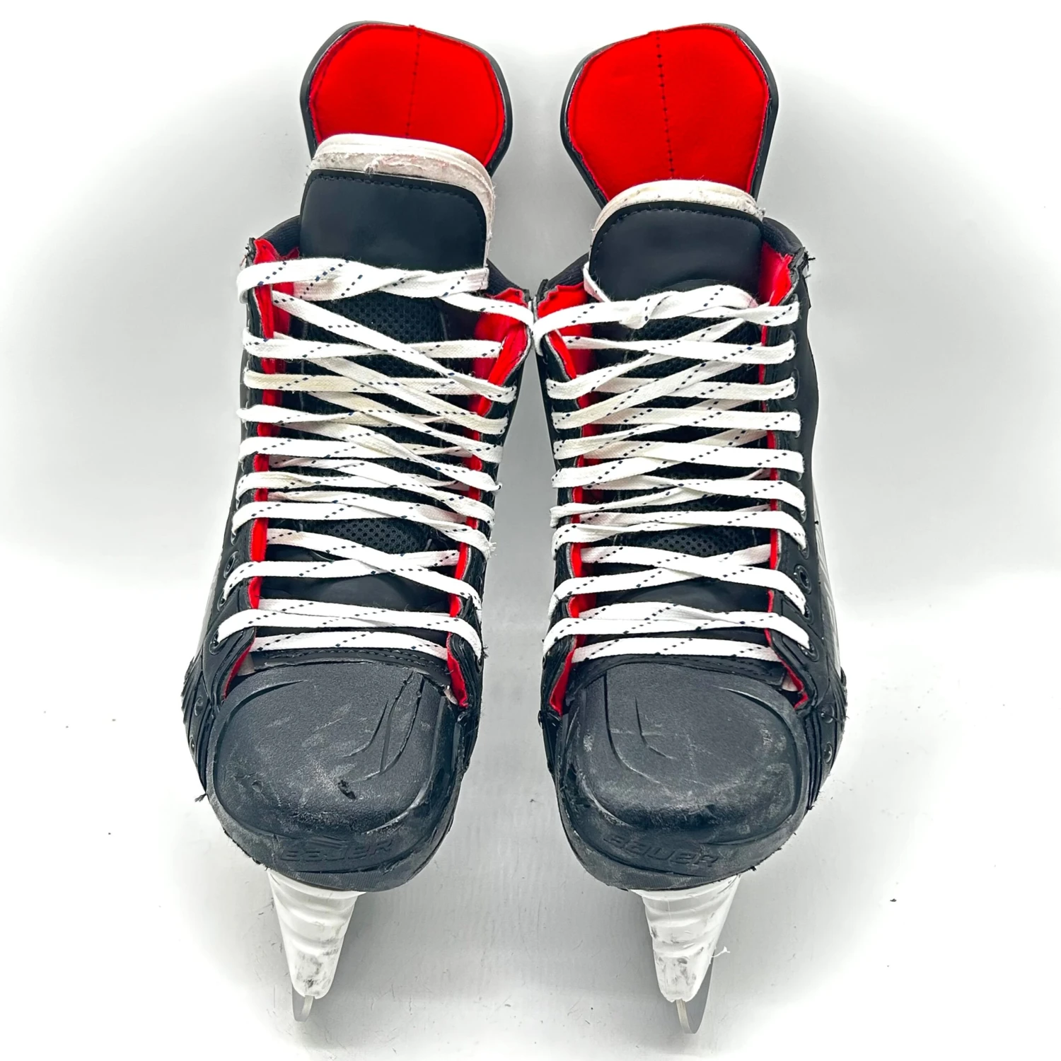 Bauer Vapor Hyperlite 2 - Used NHL Pro Stock Skates - Sebastian Aho - Size 6.75E #7 1 Bauer Vapor Hyperlite 2 - Used NHL Pro Stock Skates - Sebastian Aho - Size 6.75E #7