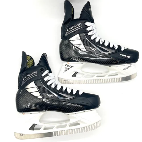 True - Catalyst Pro Custom Pro Stock Skates - Size 8D -Hockey Stick Market Photo 2024 08 14 3 54 46 PM