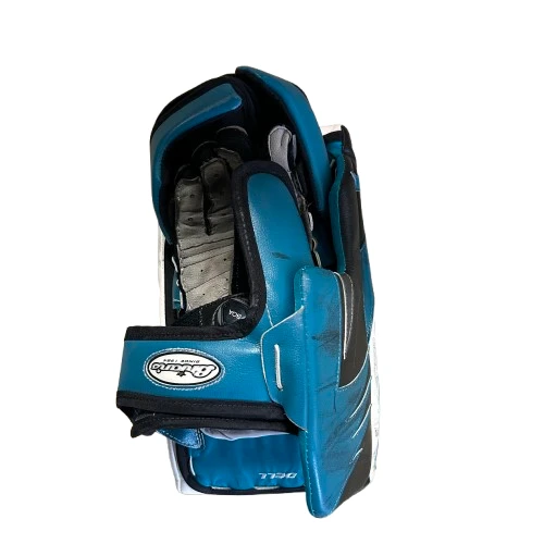 Brian's Gnetik V - Used NHL Pro Stock Goalie Blocker - Aaron Dell (White/Teal/Black) 3 Brian's Gnetik V - Used NHL Pro Stock Goalie Blocker - Aaron Dell (White/Teal/Black) - Image 3