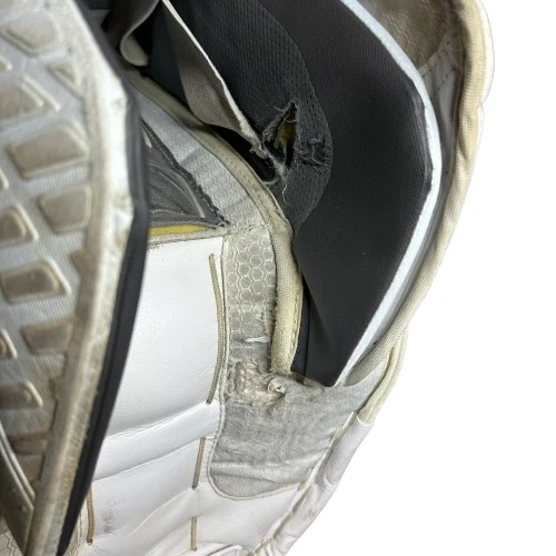 Bauer Vapor 2X Pro - Used Pro Stock Goalie Pads (White) 5 Bauer Vapor 2X Pro - Used Pro Stock Goalie Pads (White) - Image 5