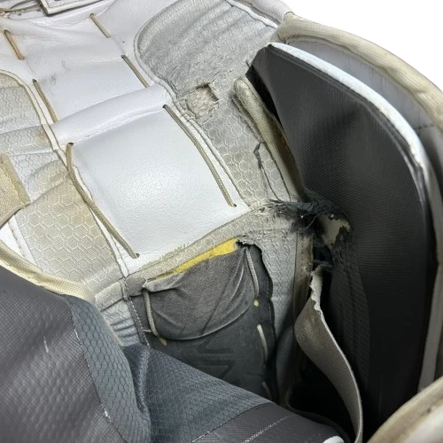 Bauer Vapor 2X Pro - Used Pro Stock Goalie Pads (White) 6 Bauer Vapor 2X Pro - Used Pro Stock Goalie Pads (White) - Image 6