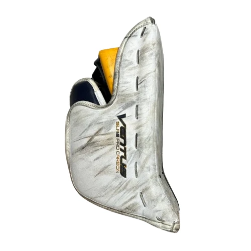 Vaughn Ventus SLR2 Pro Carbon - Used Pro Stock Goalie Blocker (White/Blue/Navy) 2 Vaughn Ventus SLR2 Pro Carbon - Used Pro Stock Goalie Blocker (White/Blue/Navy) - Image 2