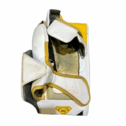 Bauer Vapor Hyperlite - Used Pro Stock Full Right Goalie Full Set (Green/White/Yellow) -Hockey Stick Market Photo 2025 03 03 11 12 03 AM removebg preview