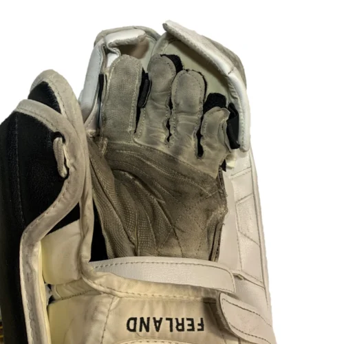 Vaughn Velocity V7 Pro XR - Used Pro Stock Goalie Blocker - Full Right - (White/Black/Orange) -Hockey Stick Market Picture73 417968e3 14bb 4c25 9d1b 4dd87732ad8d scaled