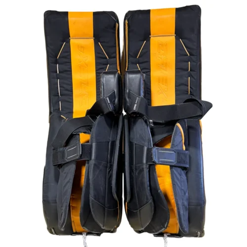 CCM Extreme Flex 6 - Used Pro Stock Goalie Pads (White/Green/Yellow/Black) 5 CCM Extreme Flex 6 - Used Pro Stock Goalie Pads (White/Green/Yellow/Black) -Hockey Stick Market craiyon 121820 image