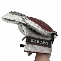 CCM Extreme Flex 6 - Used Pro Stock Goalie Full Set (White/Maroon/Black) 21 CCM Extreme Flex 6 - Used Pro Stock Goalie Full Set (White/Maroon/Black) -Hockey Stick Market craiyon 142710 image