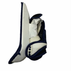 Vaughn Epic 800 - Used Junior Goalie Blocker (White/Blue/Black) -Hockey Stick Market image1 5