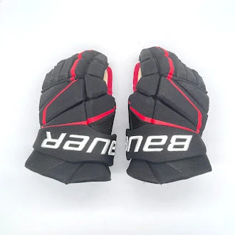 Bauer Vapor Hyperlite - NHL Pro Stock Glove - Craig Smith (Black/Red) 2 Bauer Vapor Hyperlite - NHL Pro Stock Glove - Craig Smith (Black/Red) - Image 2