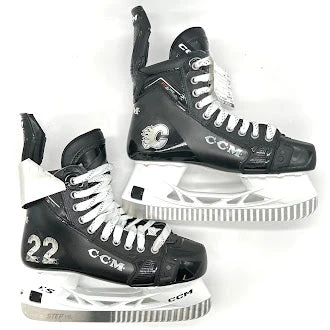 CCM Jetspeed FT6 Pro - NHL Pro Stock Skates - Jacob Pelletier (NHL) *Heritage Classic* 3 CCM Jetspeed FT6 Pro - NHL Pro Stock Skates - Jacob Pelletier (NHL) *Heritage Classic* - Image 3