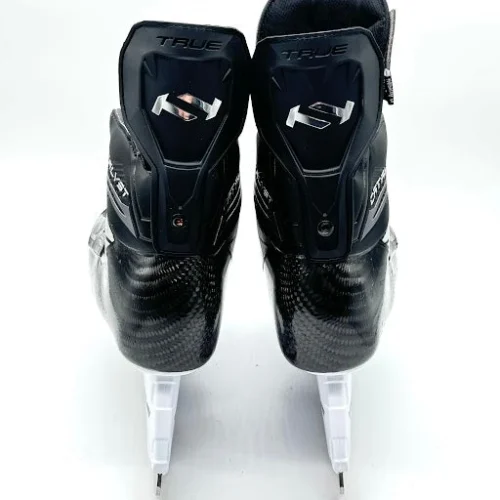 True - Catalyst Pro Custom Pro Stock Skates - Size 8 -Hockey Stick Market unnamed 6cc604c7 ed45 4137 a659 0ac404f343f7