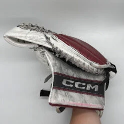 CCM Extreme Flex 6 - Used Pro Stock Goalie Glove (White/Maroon/Black) 7 CCM Extreme Flex 6 - Used Pro Stock Goalie Glove (White/Maroon/Black) -Hockey Stick Market unnamed c86460cd ca9c 4c76 a871 3212bfba9dc8