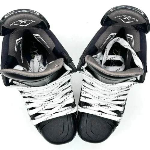 Bauer Vapor Hyperlite - NCAA Pro Stock Hockey Skates - Size 5D -Hockey Stick Market unnamed e1248f2e 1cf1 4f4a 87db 4a90d5dd6606