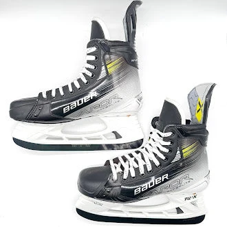 Bauer Vapor Hyperlite 2 - Pro Stock Hockey Skates - Size 10 (#3) 4 Bauer Vapor Hyperlite 2 - Pro Stock Hockey Skates - Size 10 (#3) - Image 4